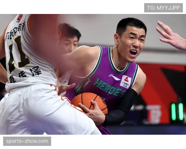 高诗岩抢断表现突出 代表山东高速防守硬度与积极性