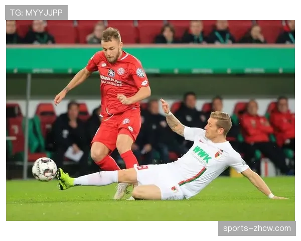 拜仁慕尼黑边中结合战术高效 场均进球3.9冠绝德甲